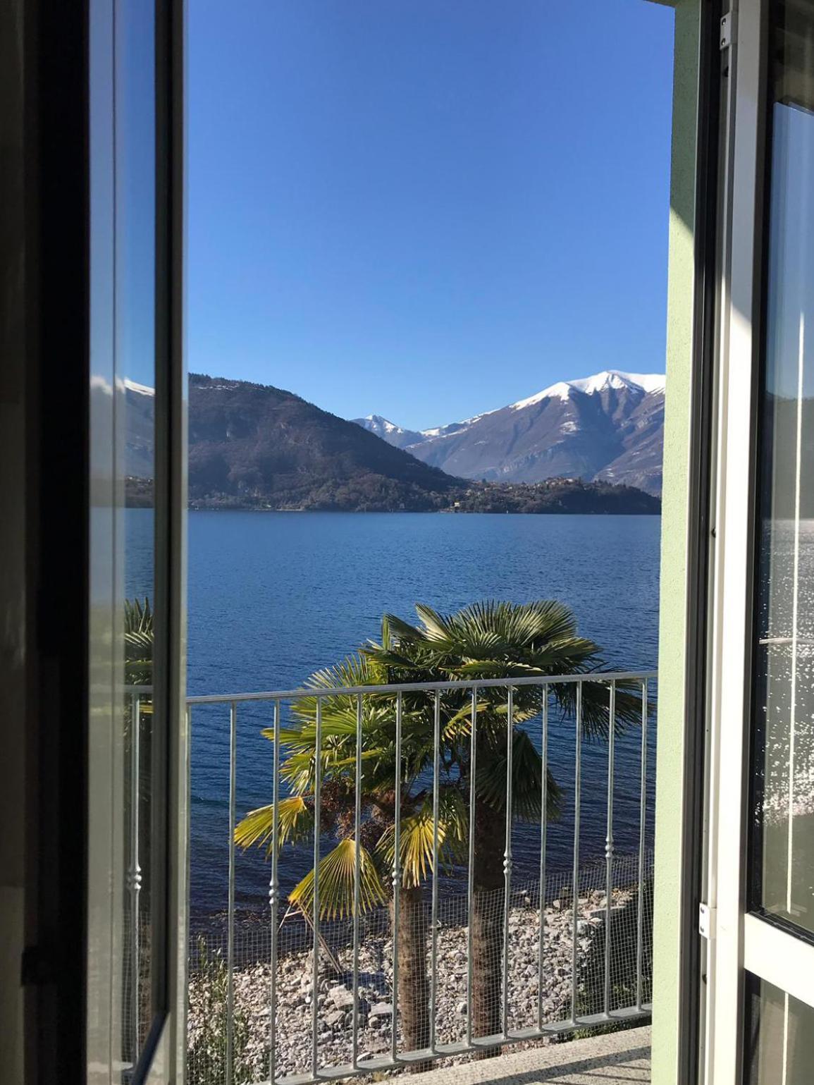 White Garden - Apartment With Access To The Lake Льєрна Екстер'єр фото